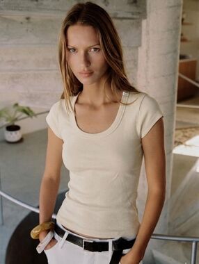 🔥 2/$10 3/$12 Zara Beige Scoop Neck Tank Top